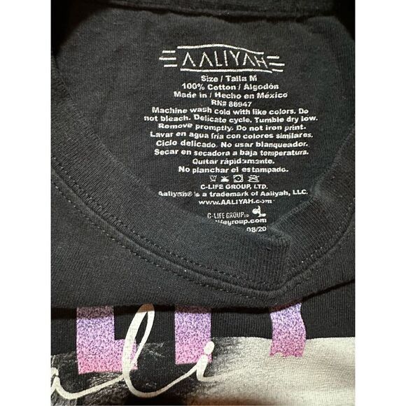 Aaliyah graphic tee shirt women’s sz M - Picture 3 of 6